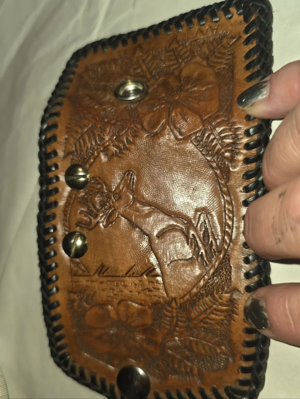 New,Hand-Tooled Brown Leather Floral Deer Scene Key Holder with Black Trim